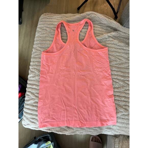 Lululemon Swiftly Tech Tank Pink - Picture 3 of 4